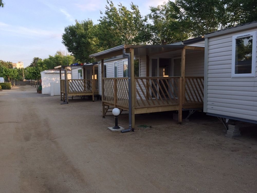Camping El Camell Pineda de Mar Exterior photo